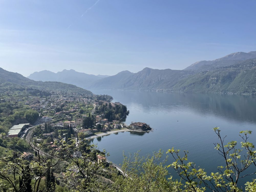 Trekking, borraccia e tisane: un racconto wild del Sentiero del Viandante